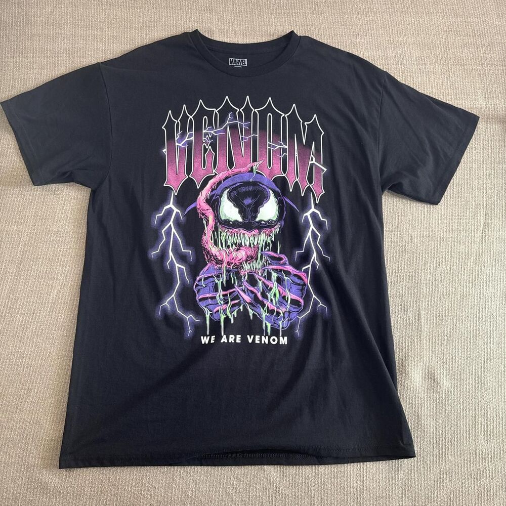 Black Marvel Venom Graphic Tee w/ Lightning Spiderman Avengers